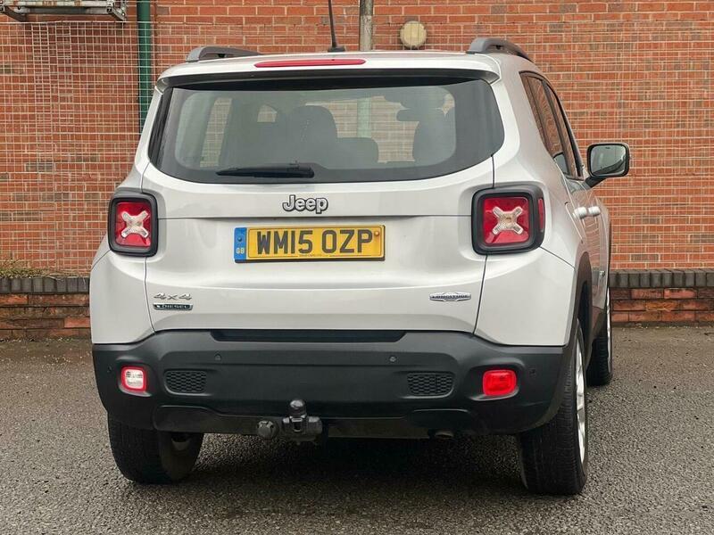 Used Jeep Renegade 2015 for sale - 77768304: Photo 30
