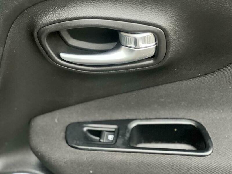 Used Jeep Renegade 2015 for sale - 77768304: Photo 34