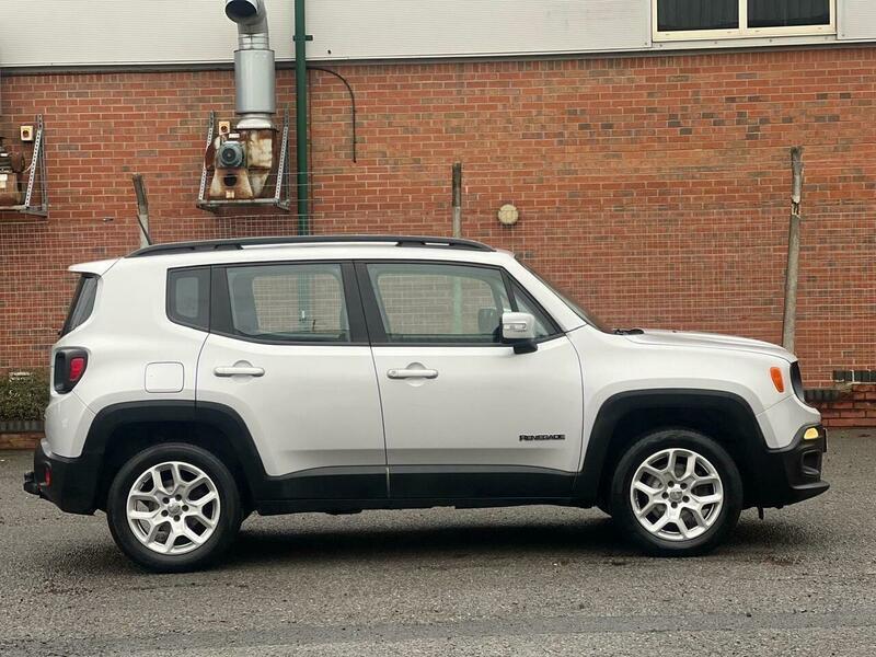 Used Jeep Renegade 2015 for sale - 77768304: Photo 5