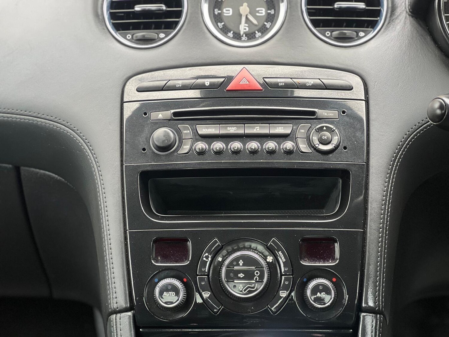 Used Peugeot RCZ for sale - 78214694: Photo 17