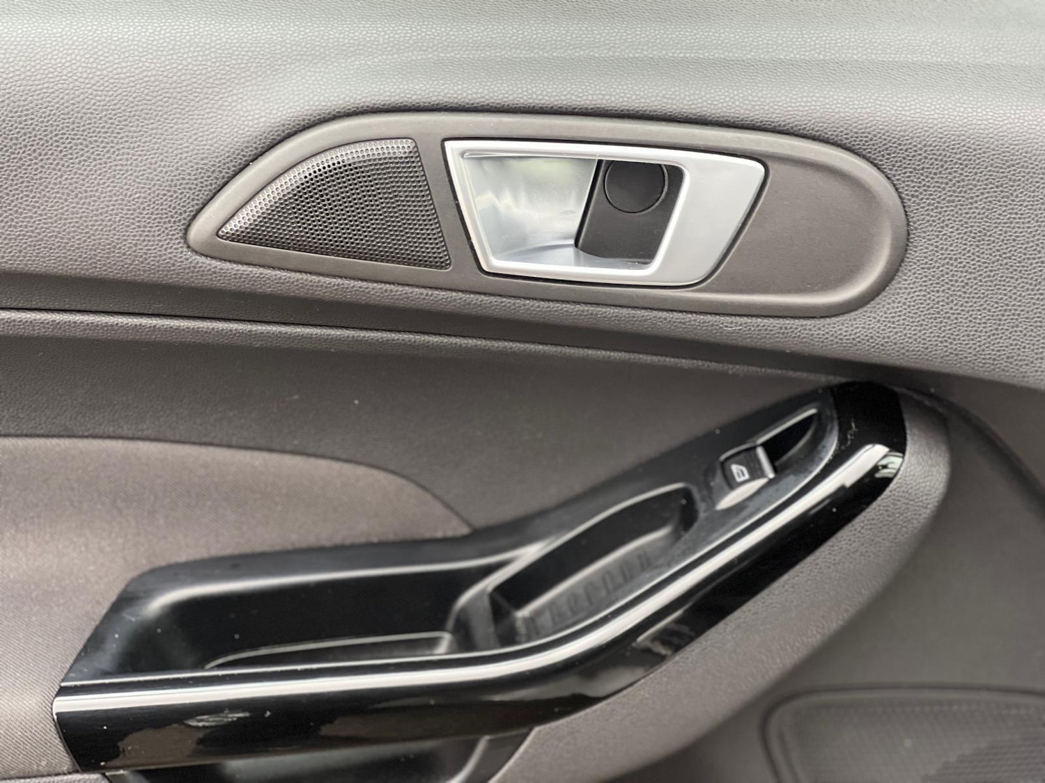 Used Ford Fiesta 2014 for sale - 78046810: Photo 37