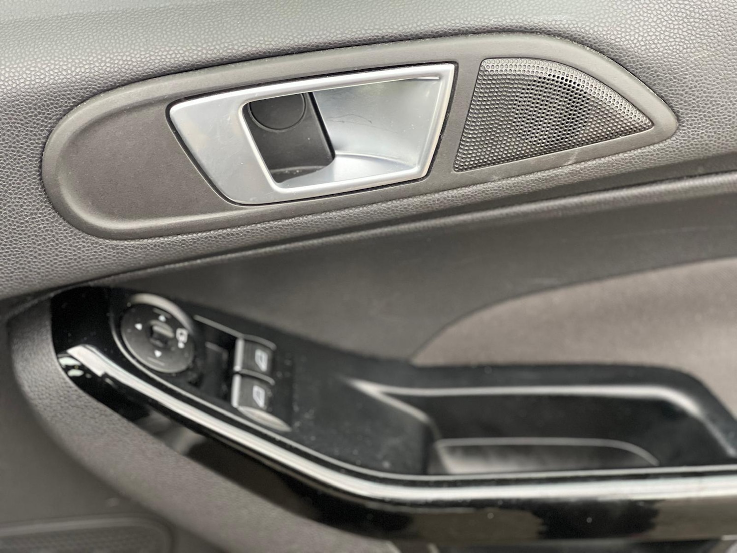 Used Ford Fiesta 2014 for sale - 78046810: Photo 38