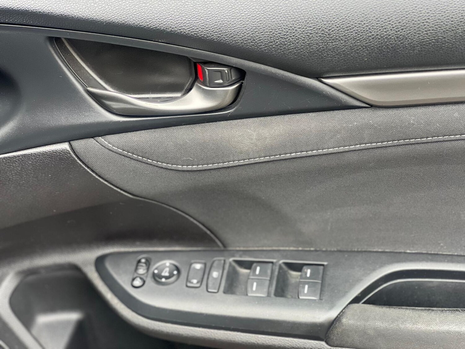 Used Honda Civic for sale - 78214180: Photo 40