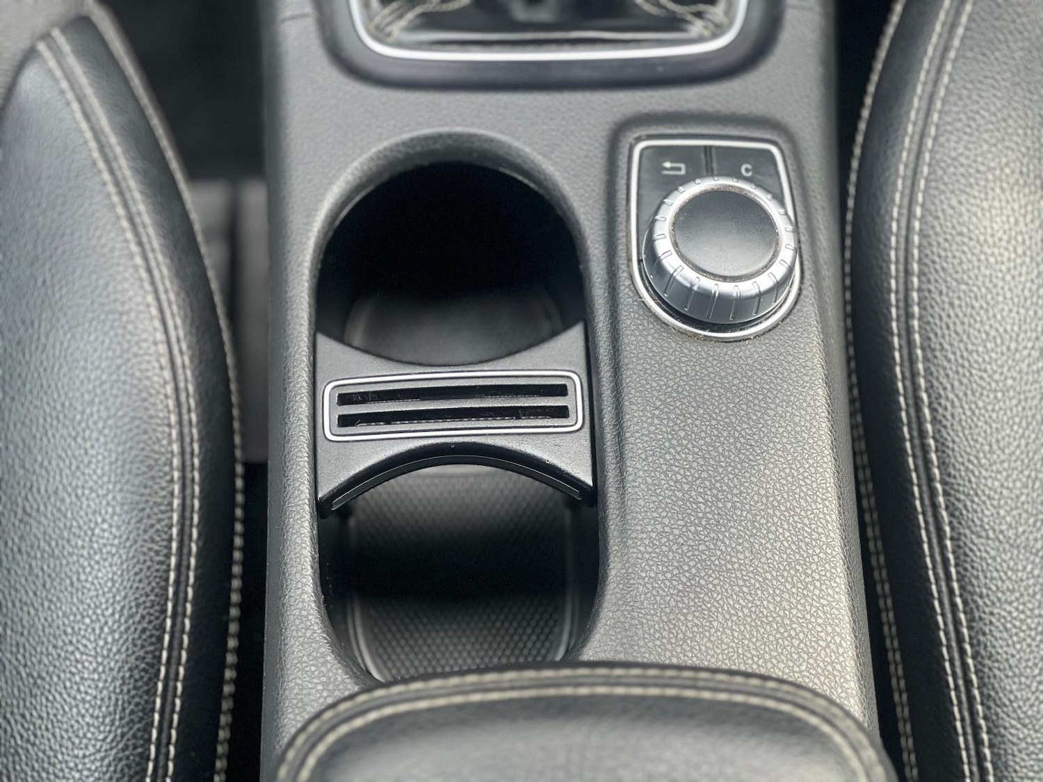 Used Mercedes-Benz A-Class 2014 for sale - 77982552: Photo 20