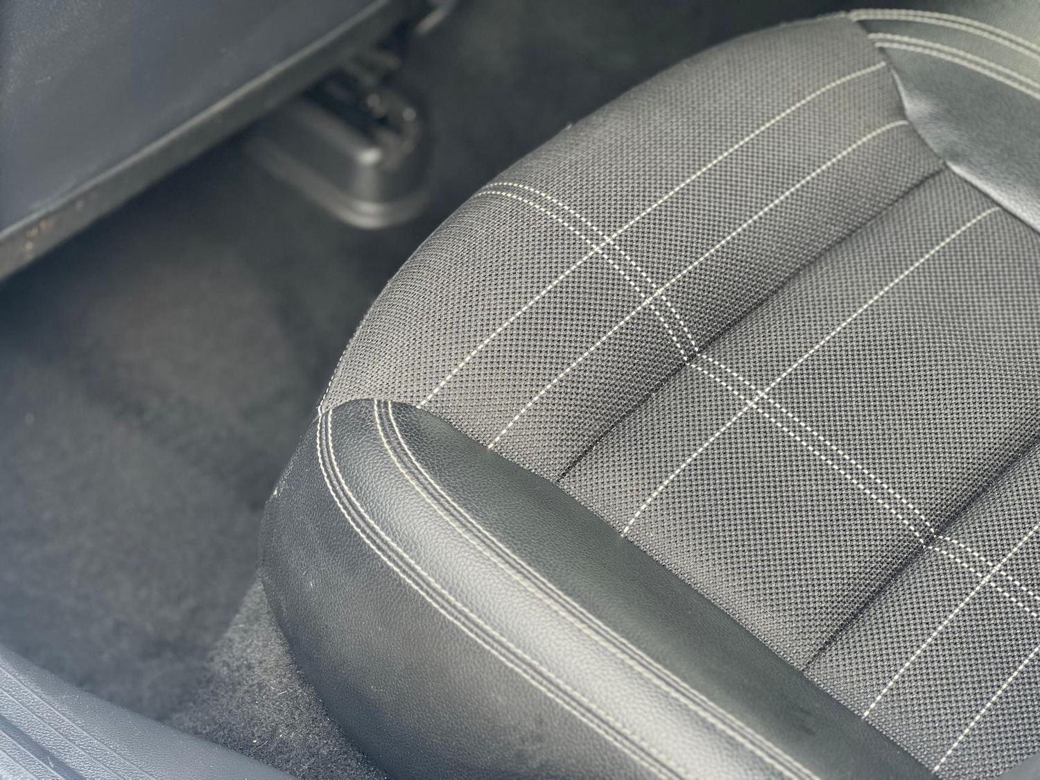 Used Mercedes-Benz A-Class 2014 for sale - 77982552: Photo 33