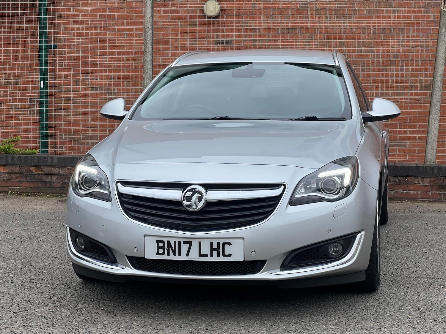 Used Vauxhall Insignia 2017 for sale - 78100223: Photo 10