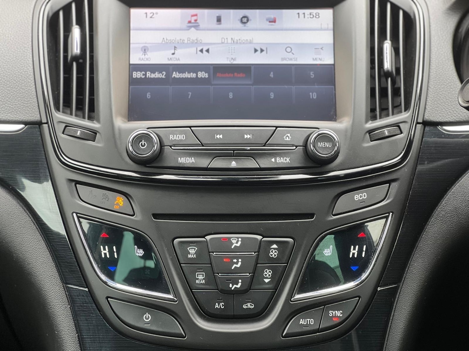 Used Vauxhall Insignia 2017 for sale - 78100223: Photo 19