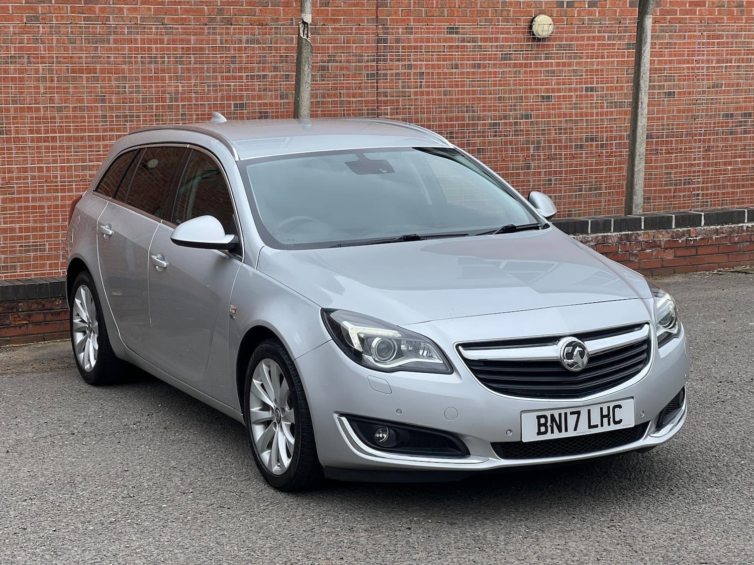 Used Vauxhall Insignia 2017 for sale - 78100223: Photo 25