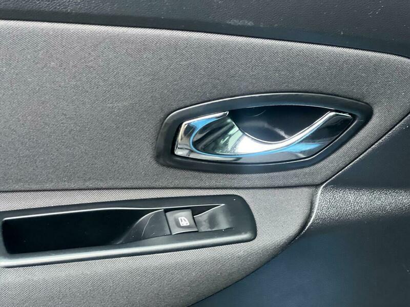 Used Renault Scenic for sale - 77769313: Photo 39