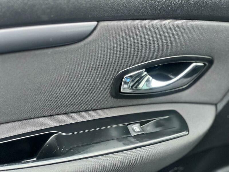 Used Renault Scenic for sale - 77769313: Photo 41