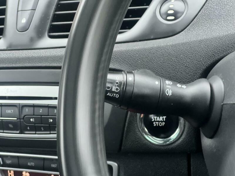 Used Renault Scenic for sale - 77769313: Photo 43