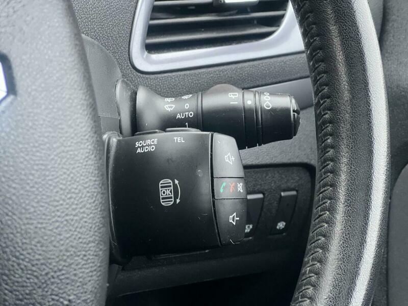 Used Renault Scenic for sale - 77769313: Photo 44