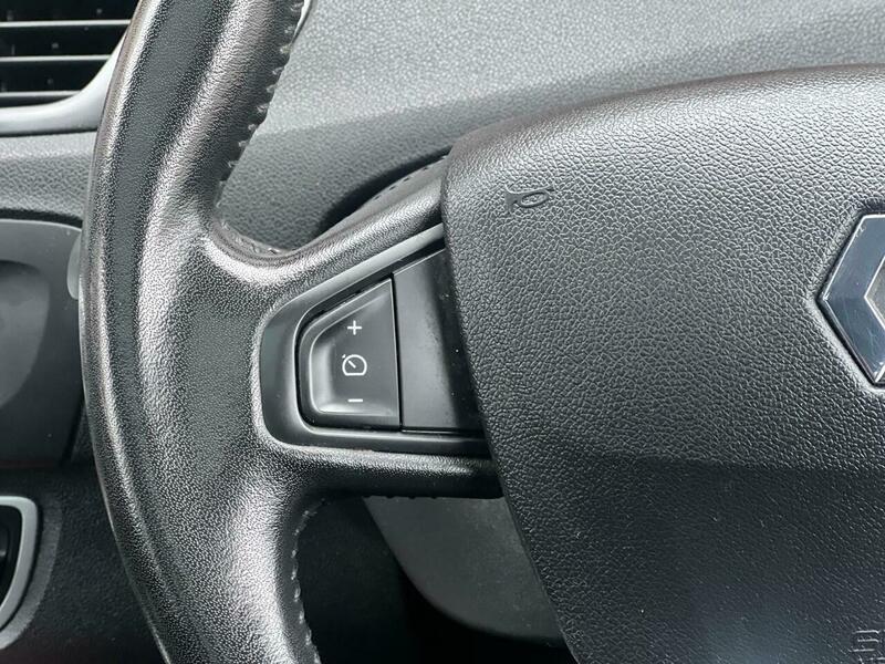 Used Renault Scenic for sale - 77769313: Photo 45