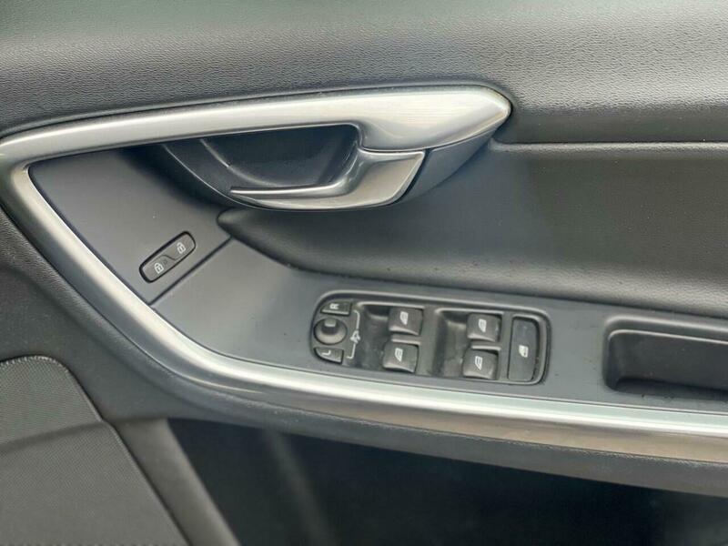 Used Volvo S60 2016 for sale - 77768370: Photo 34