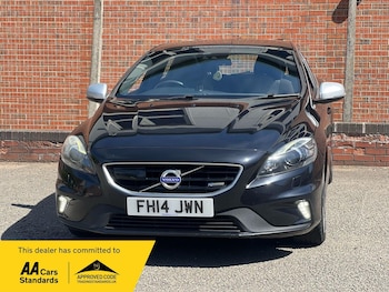Used Volvo V40 2014 for sale - 78759776: Photo