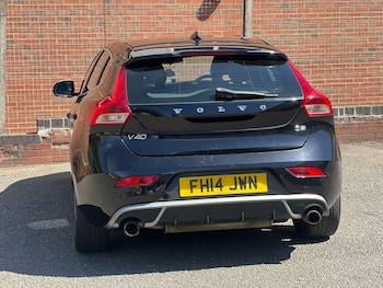 Used Volvo V40 2014 for sale - 78759776: Photo