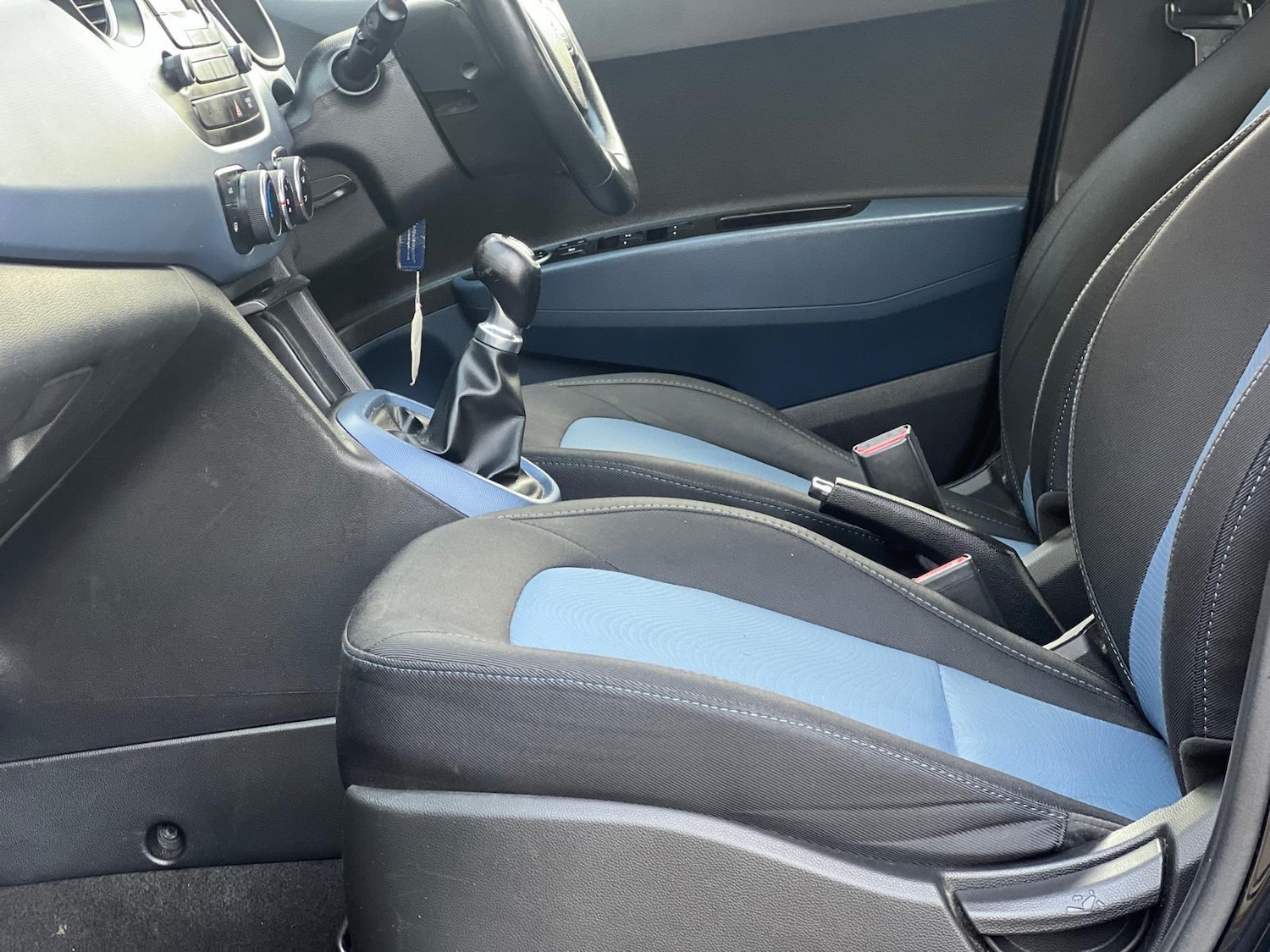 Used Hyundai i10 2016 for sale - 77839514: Photo 14