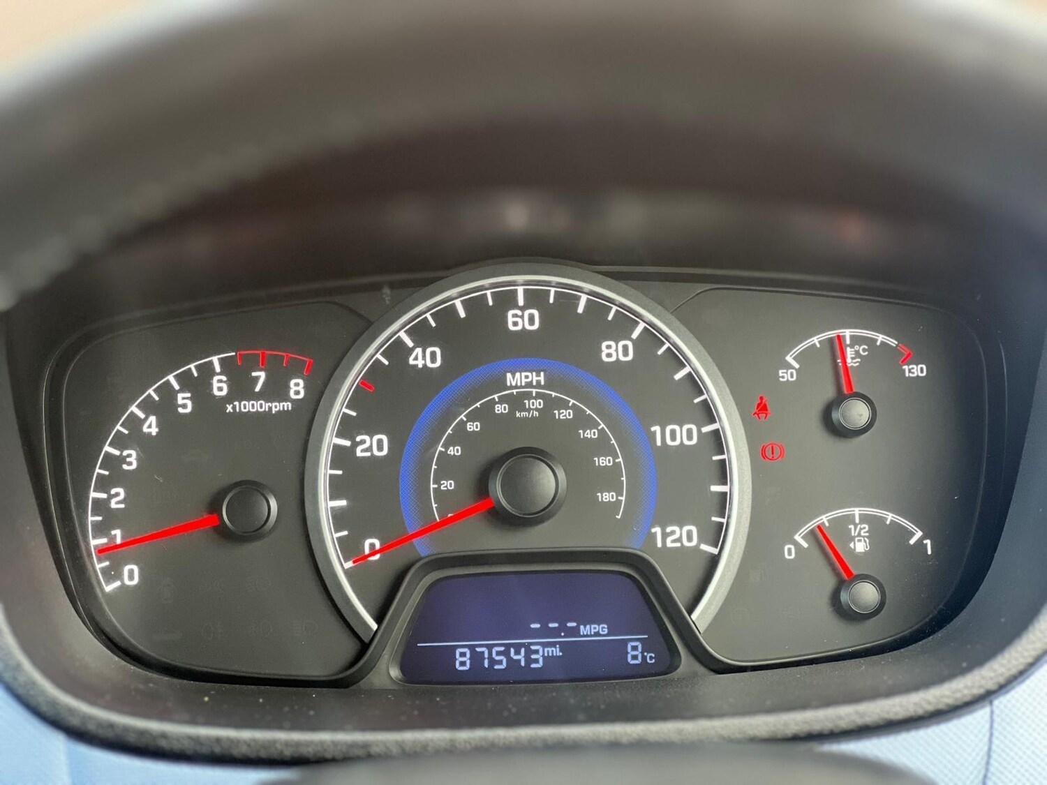 Used Hyundai i10 2016 for sale - 77839514: Photo 20