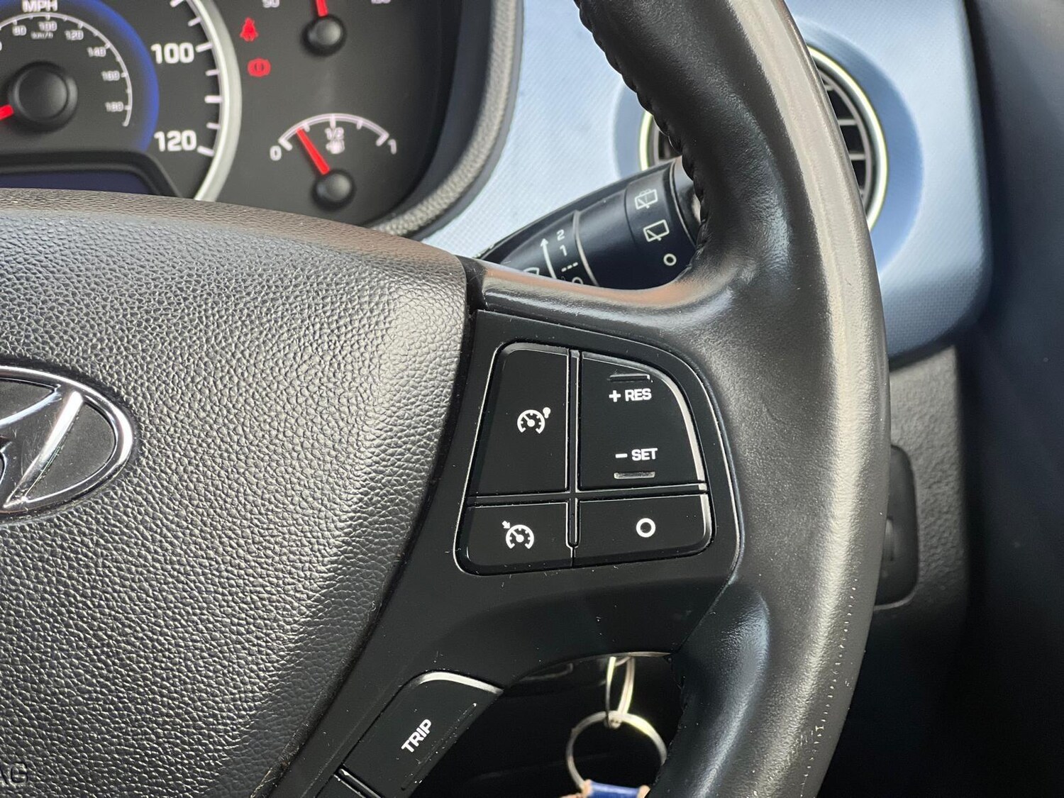 Used Hyundai i10 2016 for sale - 77839514: Photo 42