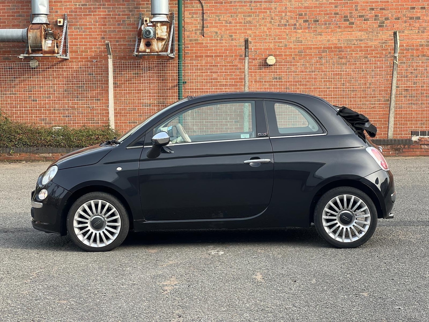 Used Fiat 500 2011 for sale - 77970709: Photo 7