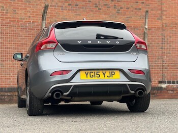 Used Volvo V40 2015 for sale - 78007447: Photo