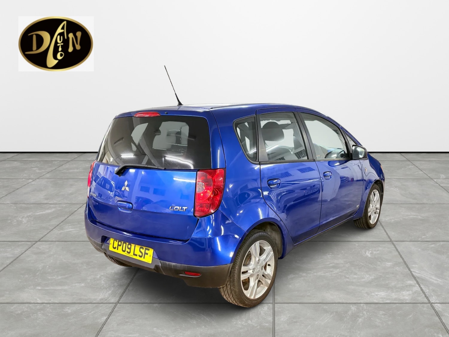 Used Mitsubishi Colt 2009 for sale - 76911421: Photo 5