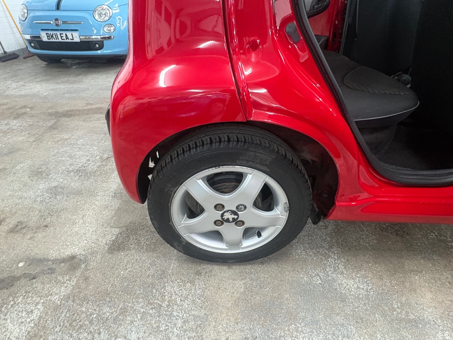 Used Peugeot 107 2013 for sale - 77644021: Photo 18