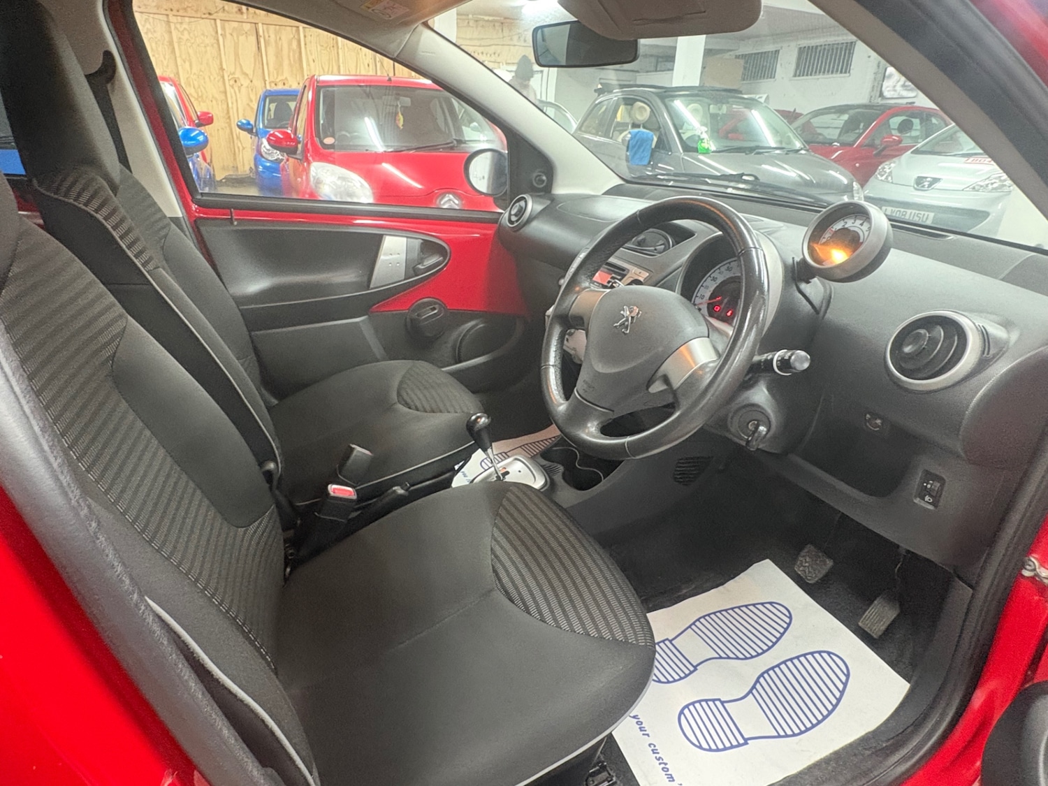 Used Peugeot 107 2013 for sale - 77644021: Photo 9