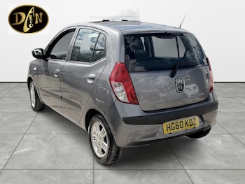 Used Hyundai i10 2011 for sale - 79596030: Photo