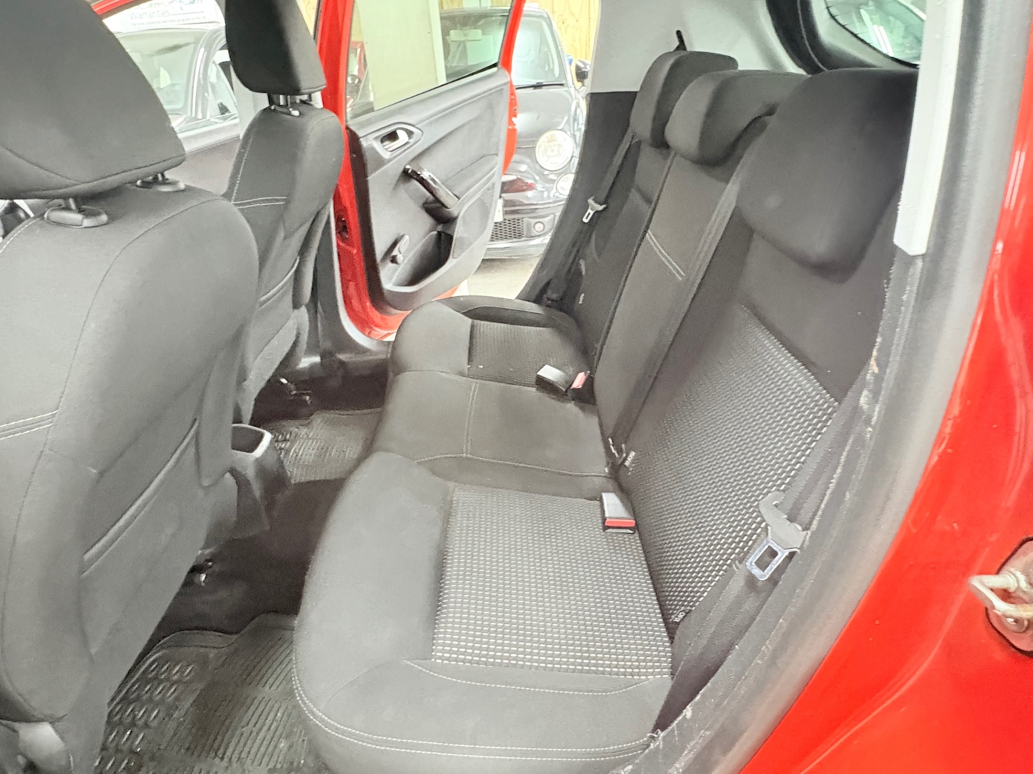 Used Peugeot 208 2016 for sale - 76670899: Photo 13