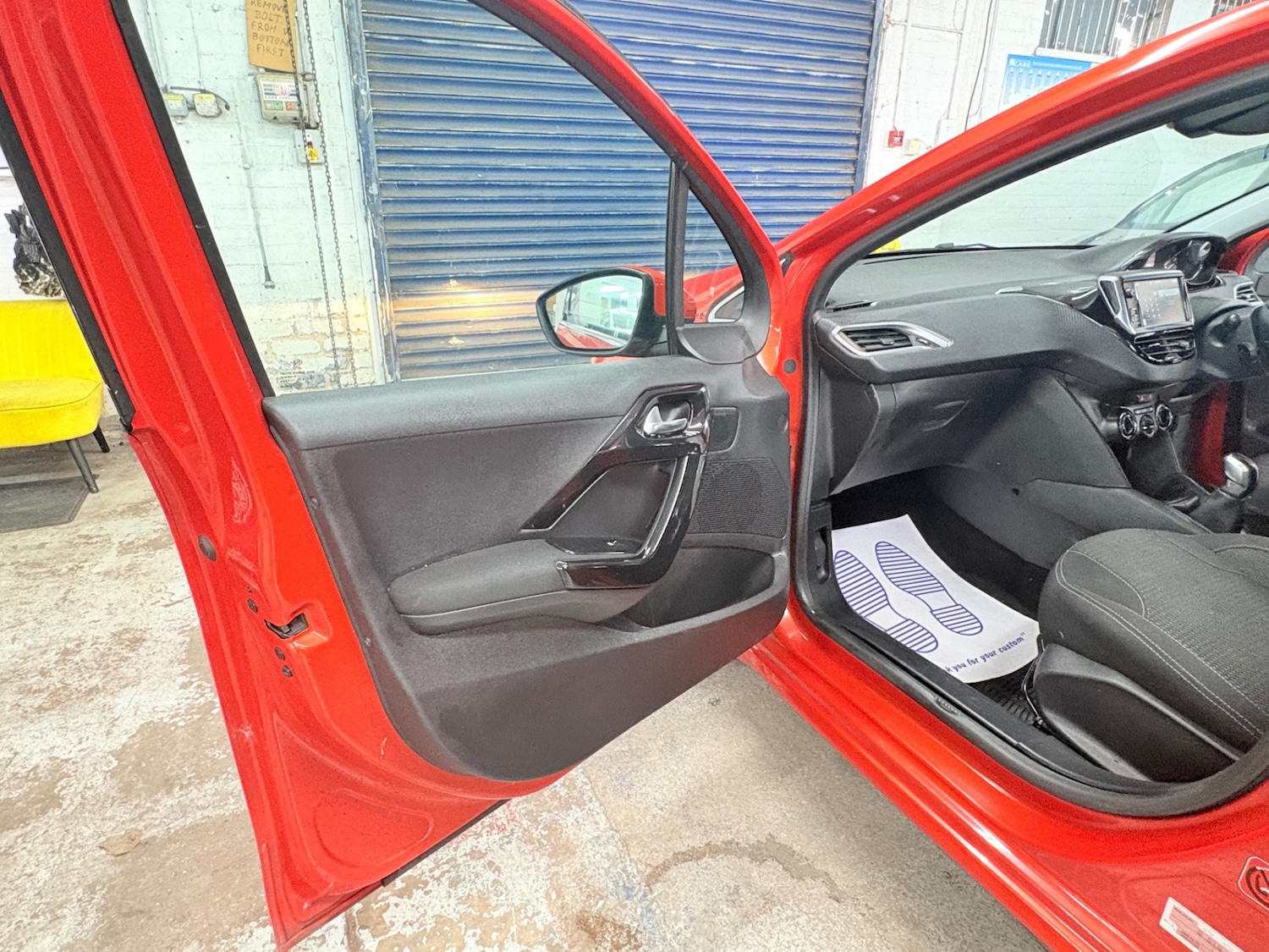 Used Peugeot 208 2016 for sale - 76670899: Photo 17