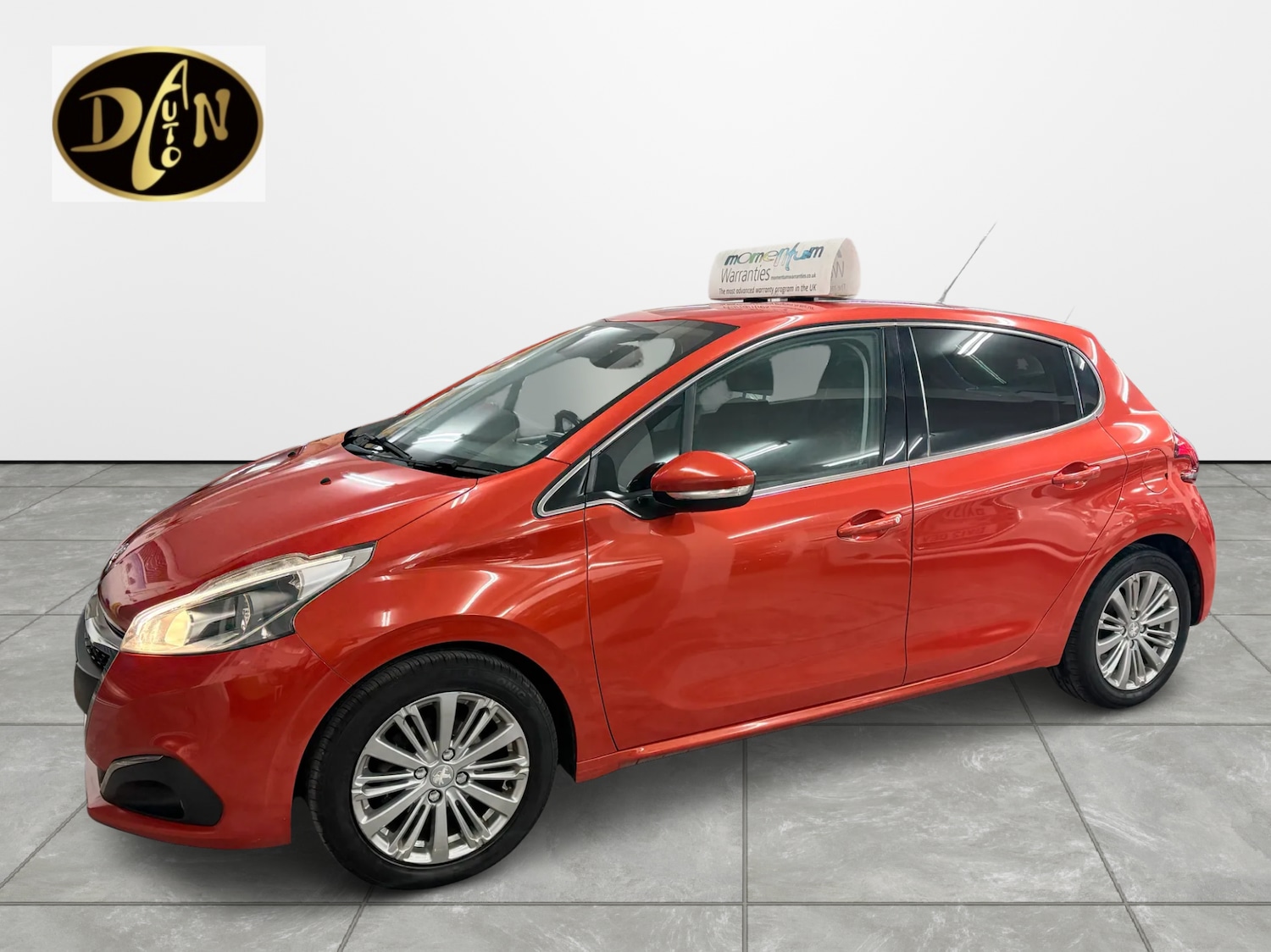 Used Peugeot 208 2016 for sale - 76670899: Photo 2