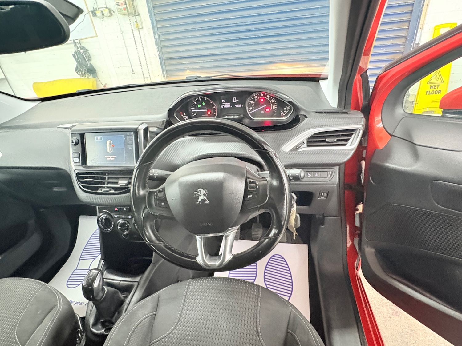 Used Peugeot 208 2016 for sale - 76670899: Photo 9