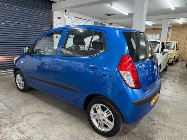 Used Hyundai i10 2009 for sale - 76107517: Photo 9