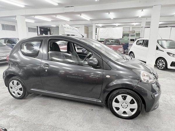 Used Toyota AYGO 2006 for sale - 76149392: Photo 13