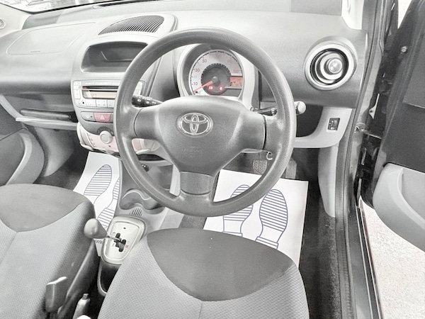 Used Toyota AYGO 2006 for sale - 76149392: Photo 20