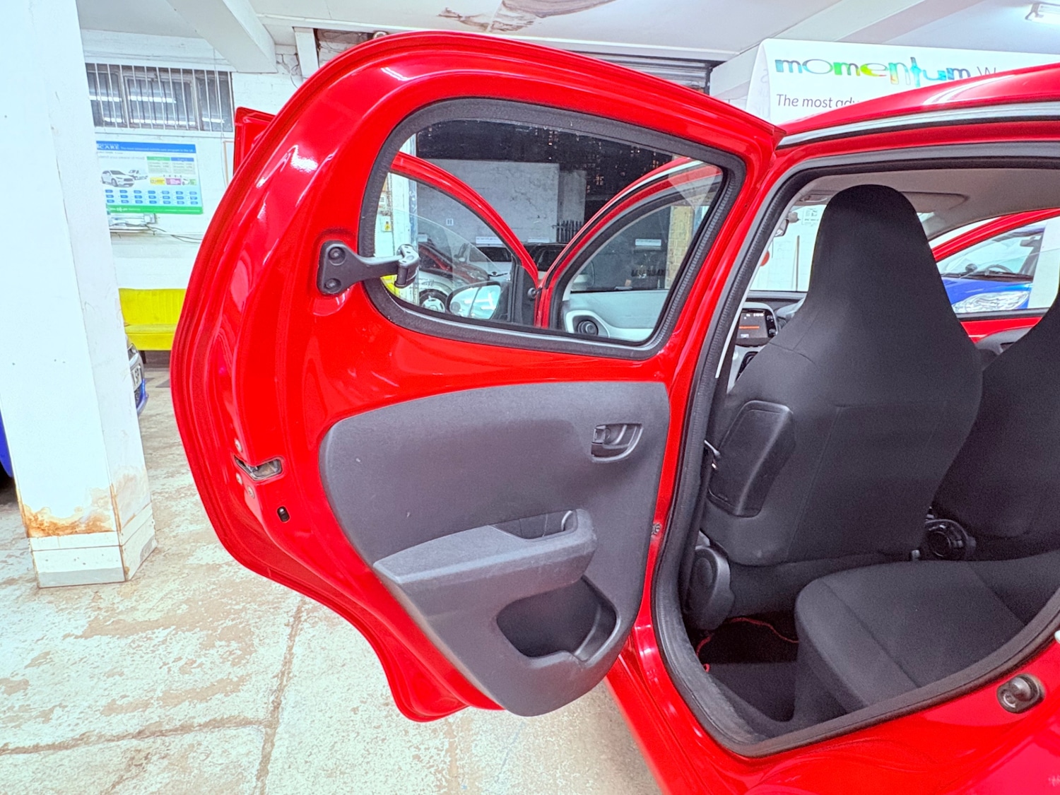 Used Peugeot 108 2014 for sale - 77595724: Photo 16