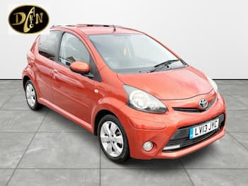 Used Toyota AYGO 2013 for sale - 79608516: Photo