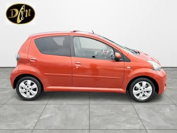 Used Toyota AYGO 2013 for sale - 79608516: Photo