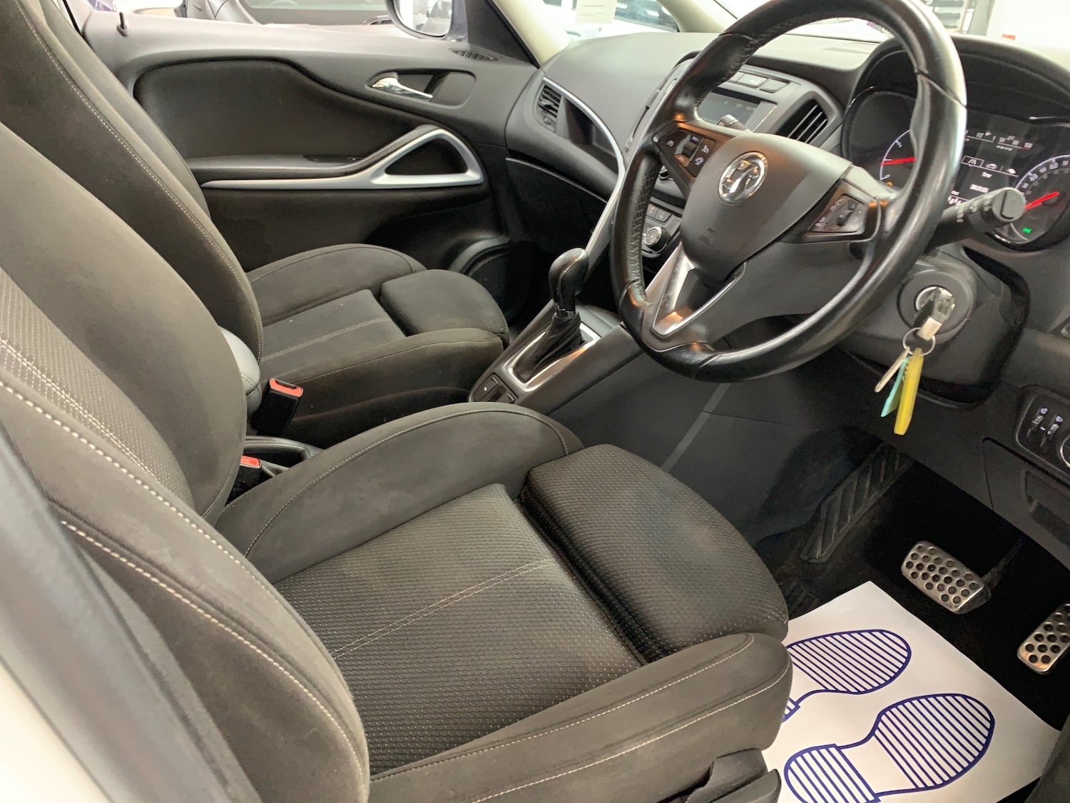 Used Vauxhall Zafira 2016 for sale - 76380177: Photo 11