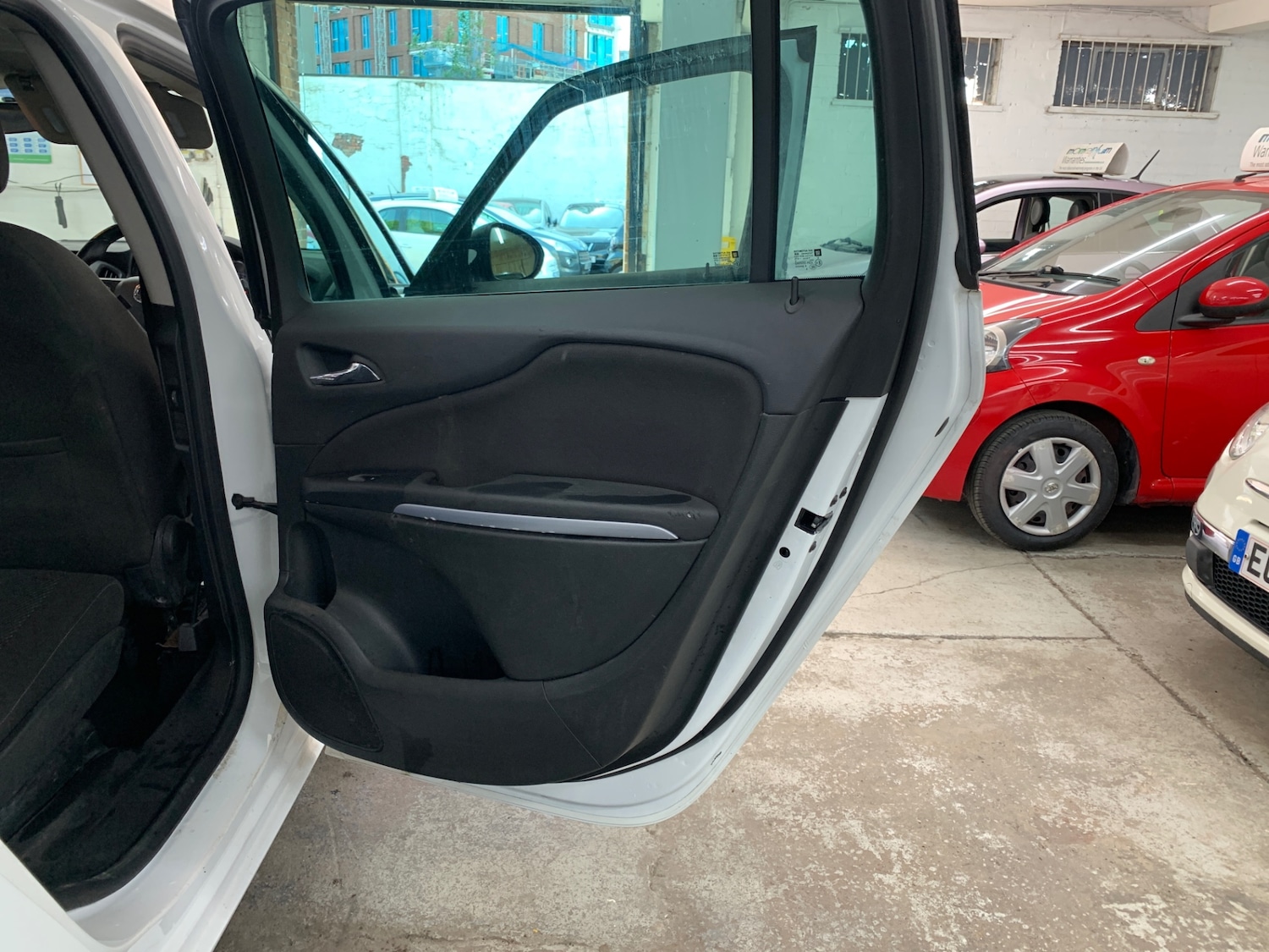 Used Vauxhall Zafira 2016 for sale - 76380177: Photo 17