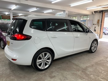 Used Vauxhall Zafira 2016 for sale - 76380177: Photo