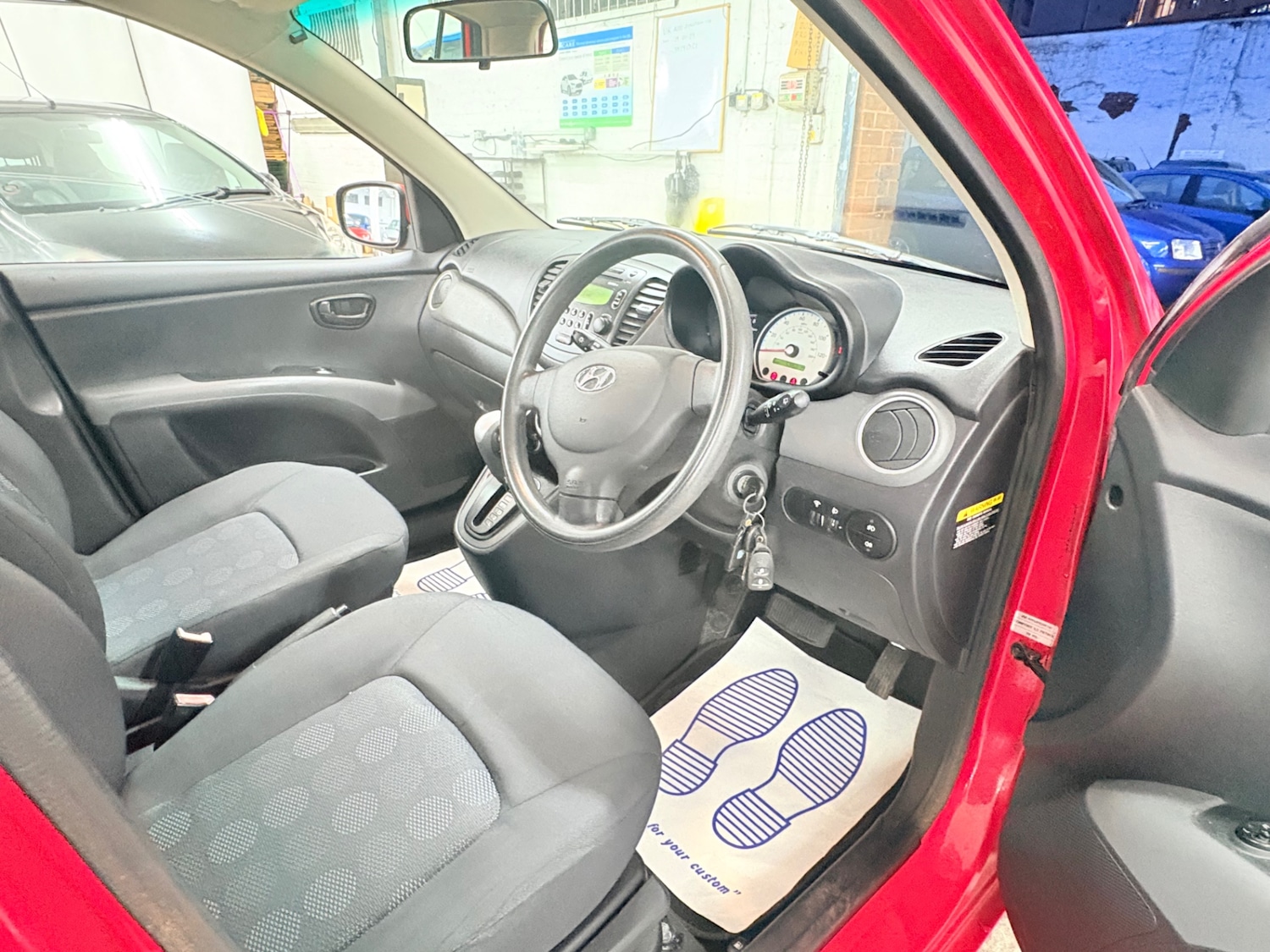 Used Hyundai i10 2009 for sale - 76864227: Photo 9