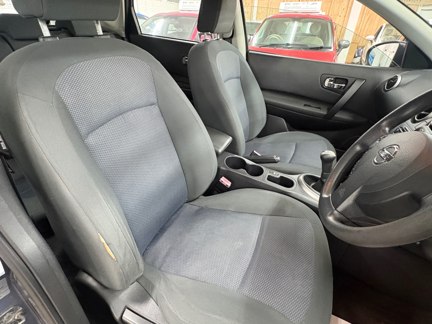 Used Nissan Qashqai 2010 for sale - 78169455: Photo 11