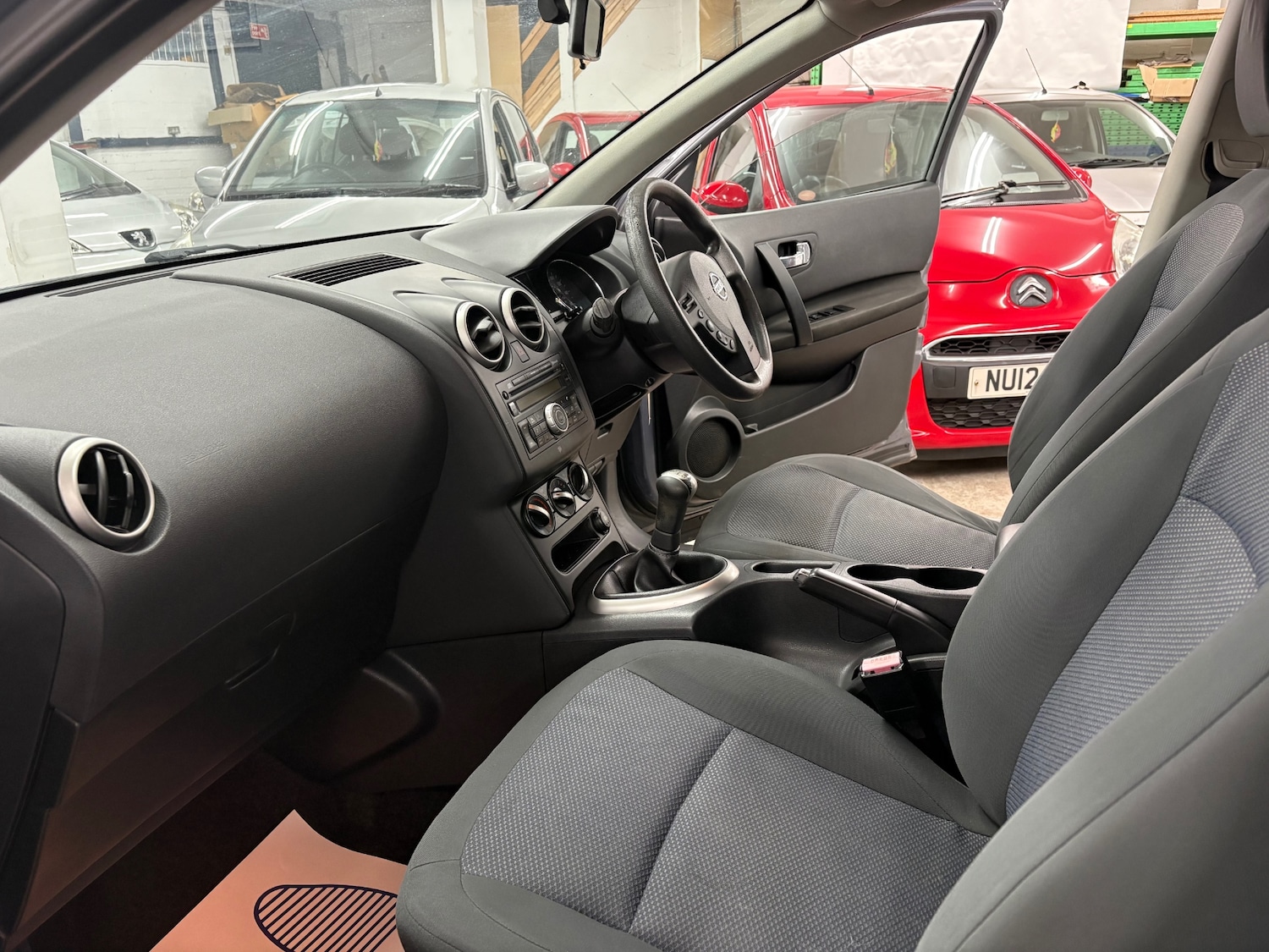 Used Nissan Qashqai 2010 for sale - 78169455: Photo 12