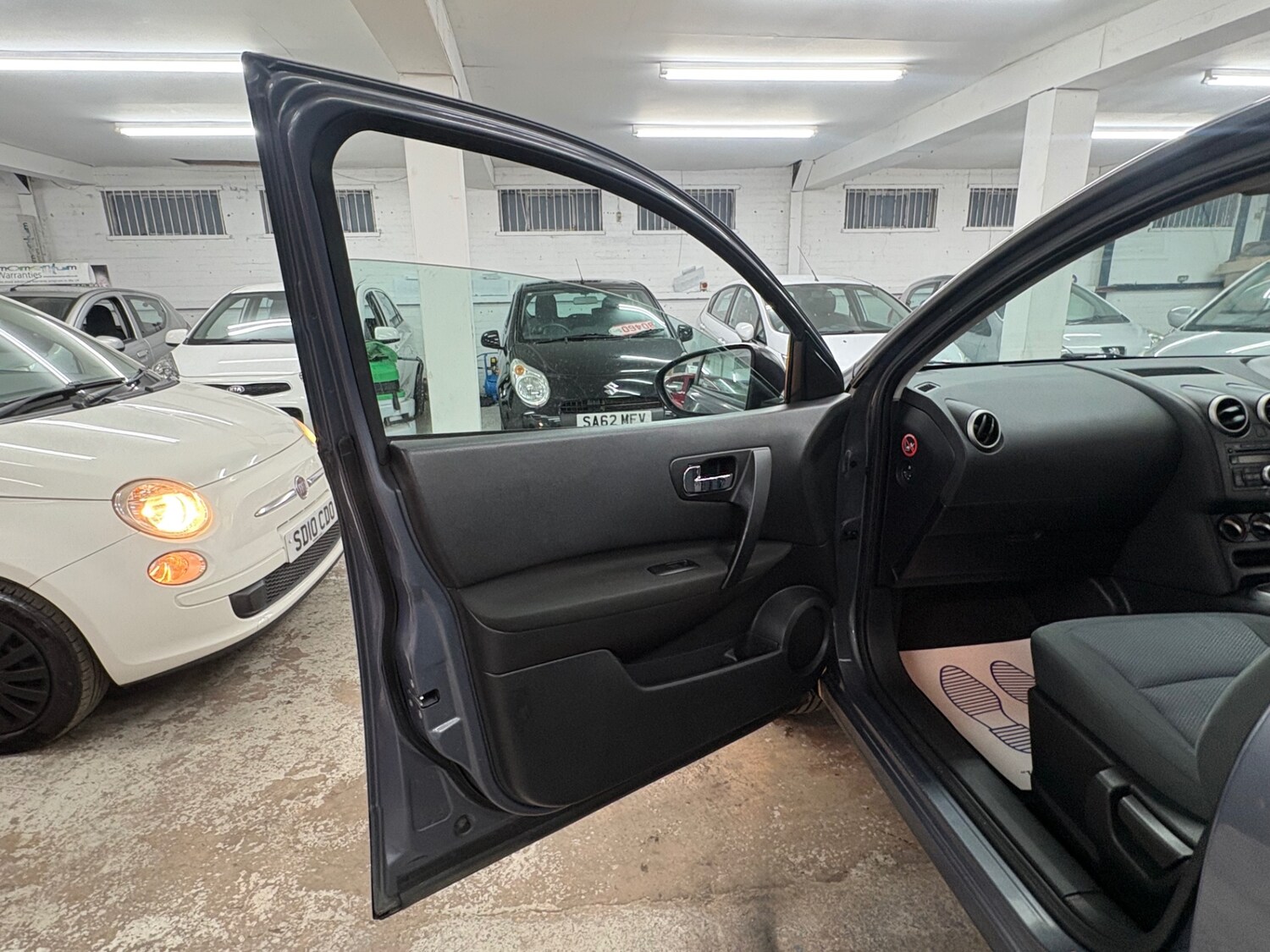 Used Nissan Qashqai 2010 for sale - 78169455: Photo 17