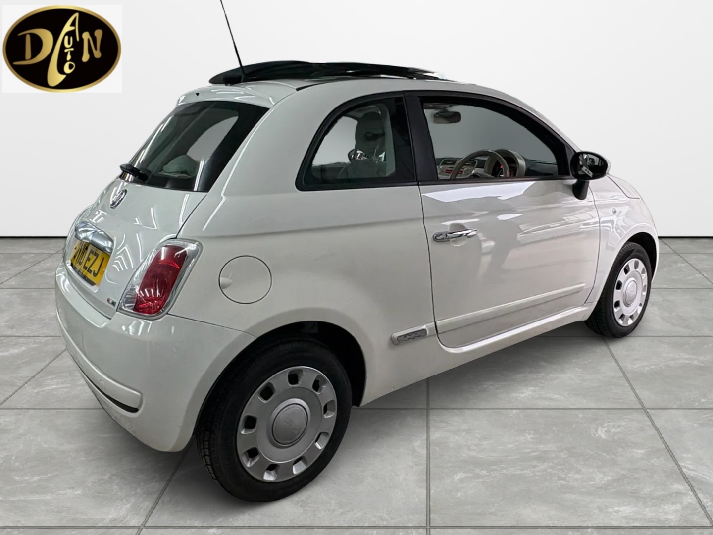 Used Fiat 500 2010 for sale - 77790376: Photo 3