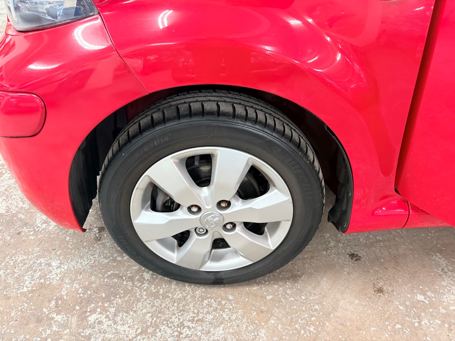 Used Toyota AYGO 2011 for sale - 77303983: Photo 22