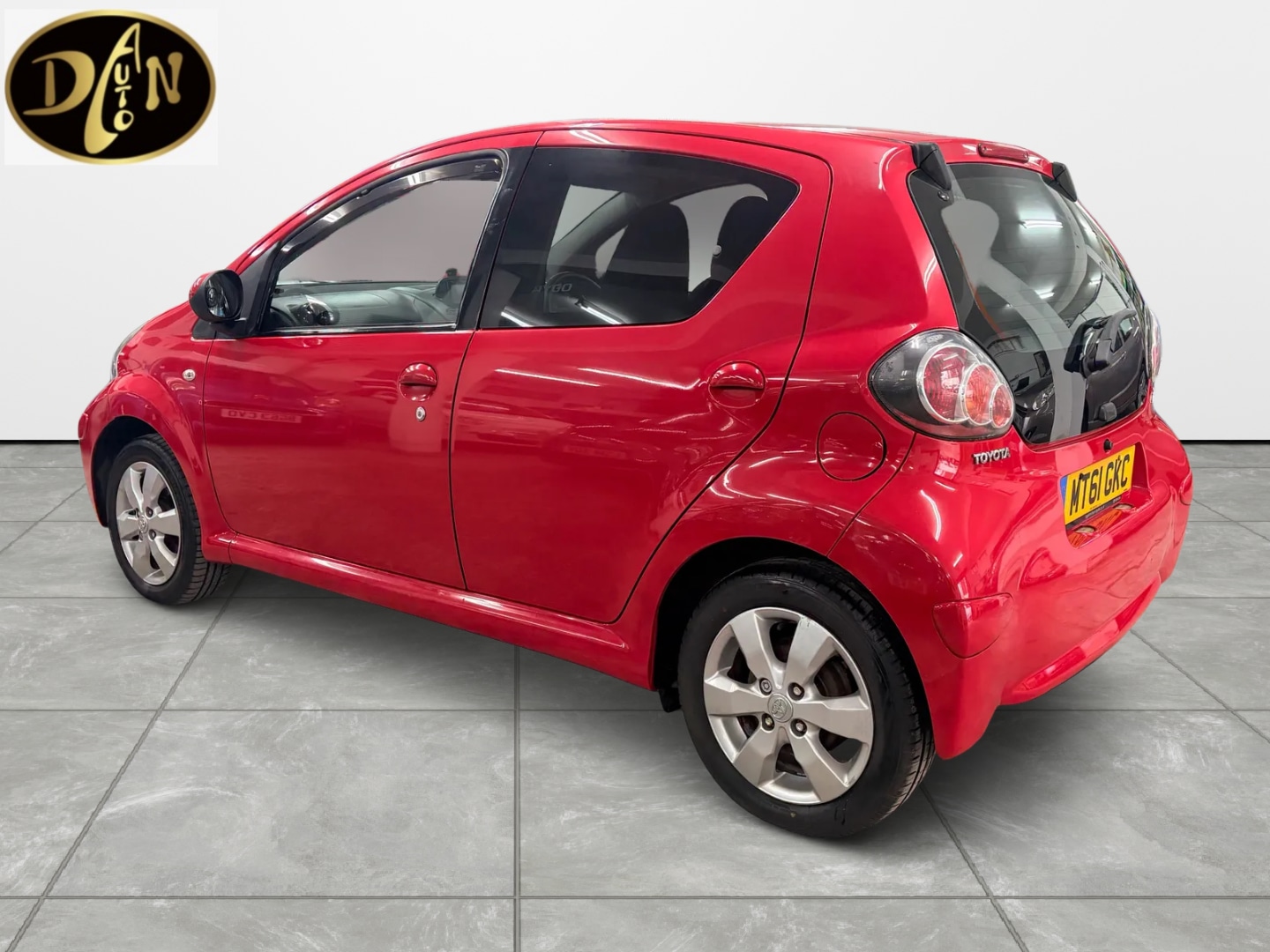 Used Toyota AYGO 2011 for sale - 77303983: Photo 4