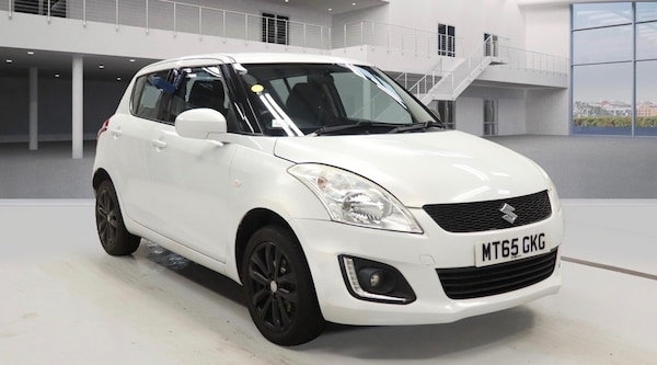 Used Suzuki Swift 2015 for sale - 76305738: Photo 1